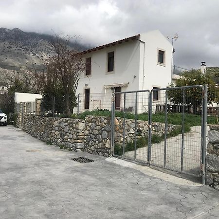 Papa-Antonis Stone House Villa Zarós Buitenkant foto