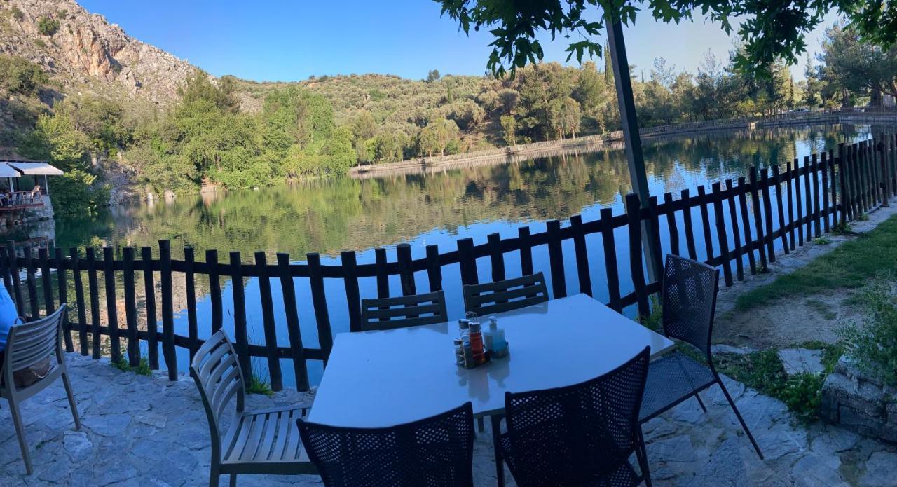 Papa-Antonis Stone House Villa Zarós Buitenkant foto
